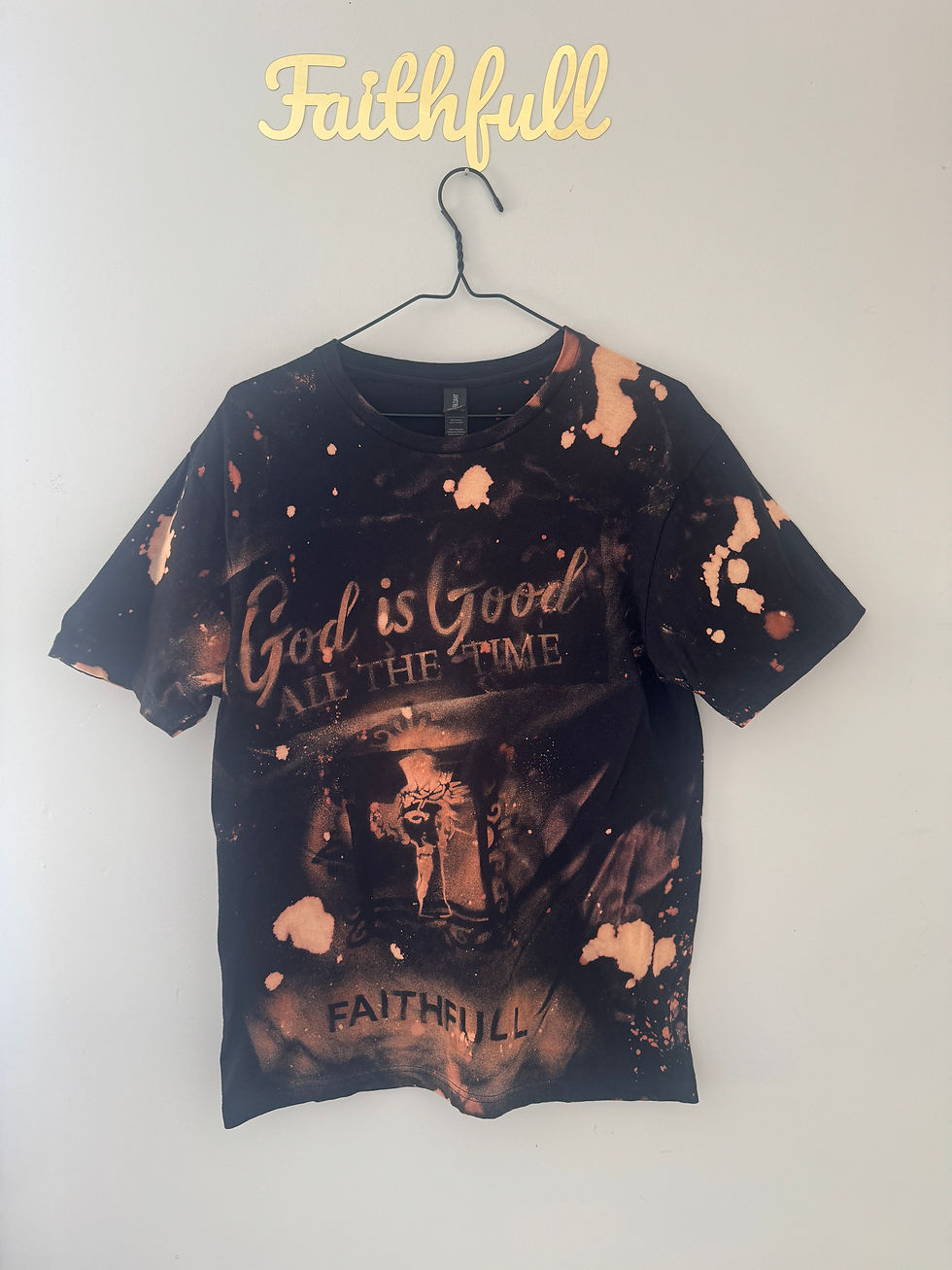 Thumbnail: Misfit T-Shirt Medium 19 of 36