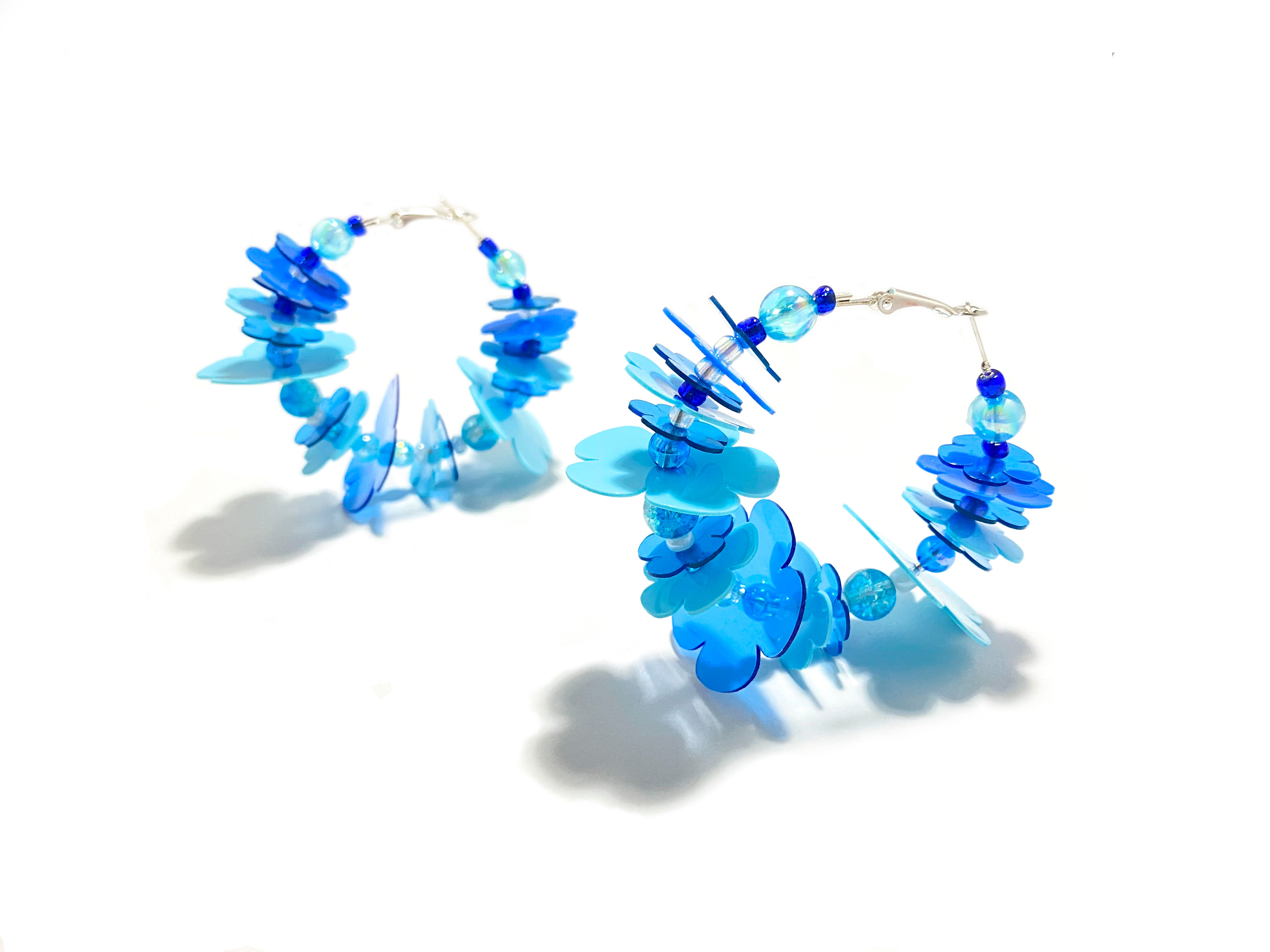 Fava bubble loop earring in blue