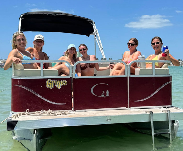 johns-pass-pontoons-boat-club-2