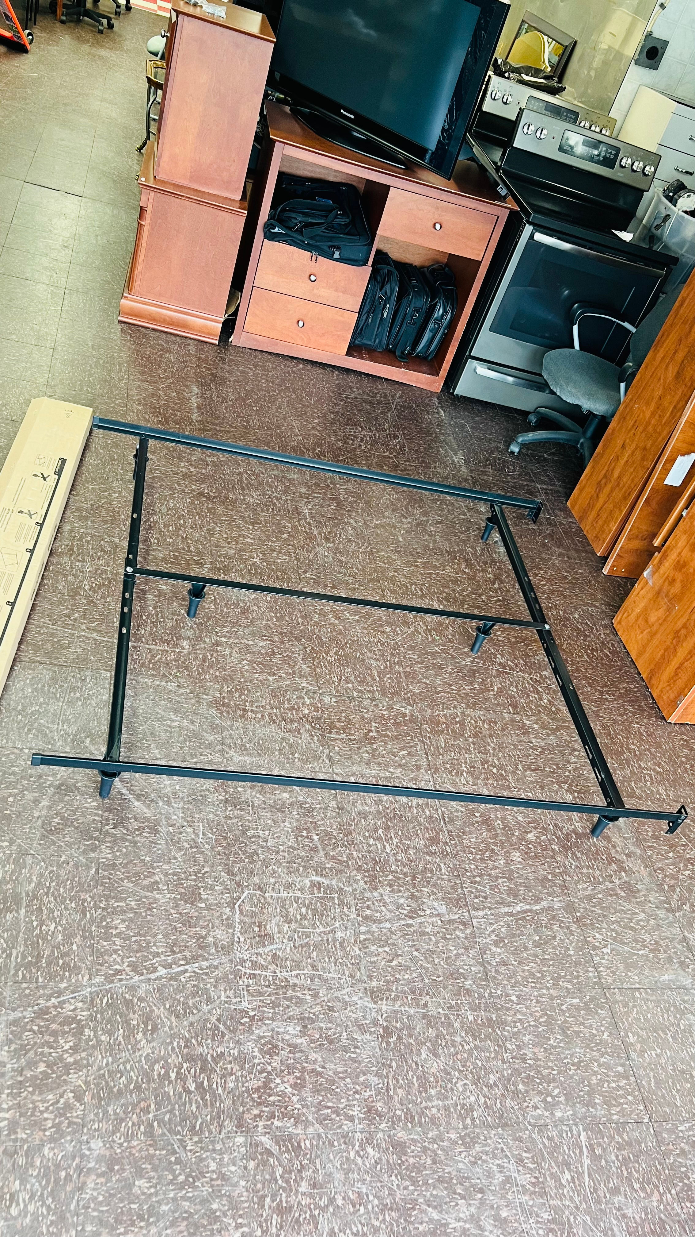 Brand New Queen Metal Frame