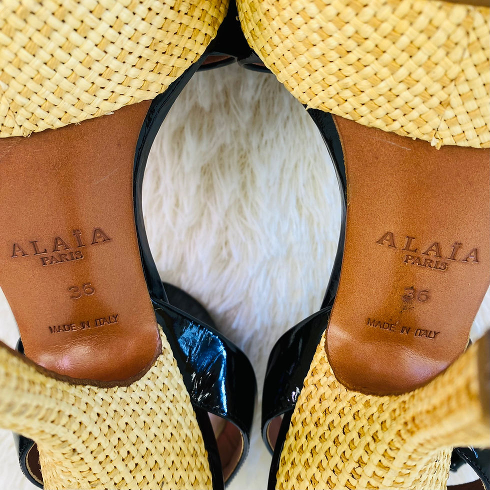 Thumbnail: Alaia Woven Raffia Platform Heeled Sandals