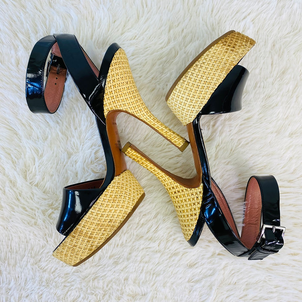 Thumbnail: Alaia Woven Raffia Platform Heeled Sandals