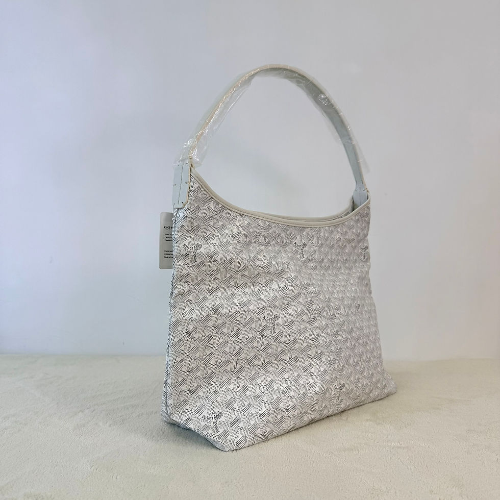 Thumbnail: Goyard White Boheme Hobo Shoulder Bag