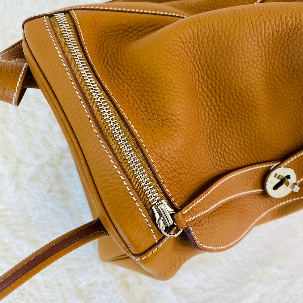 Thumbnail: Hermes Lindy 34 Gold Togo Leather Shoulder / Tote Bag