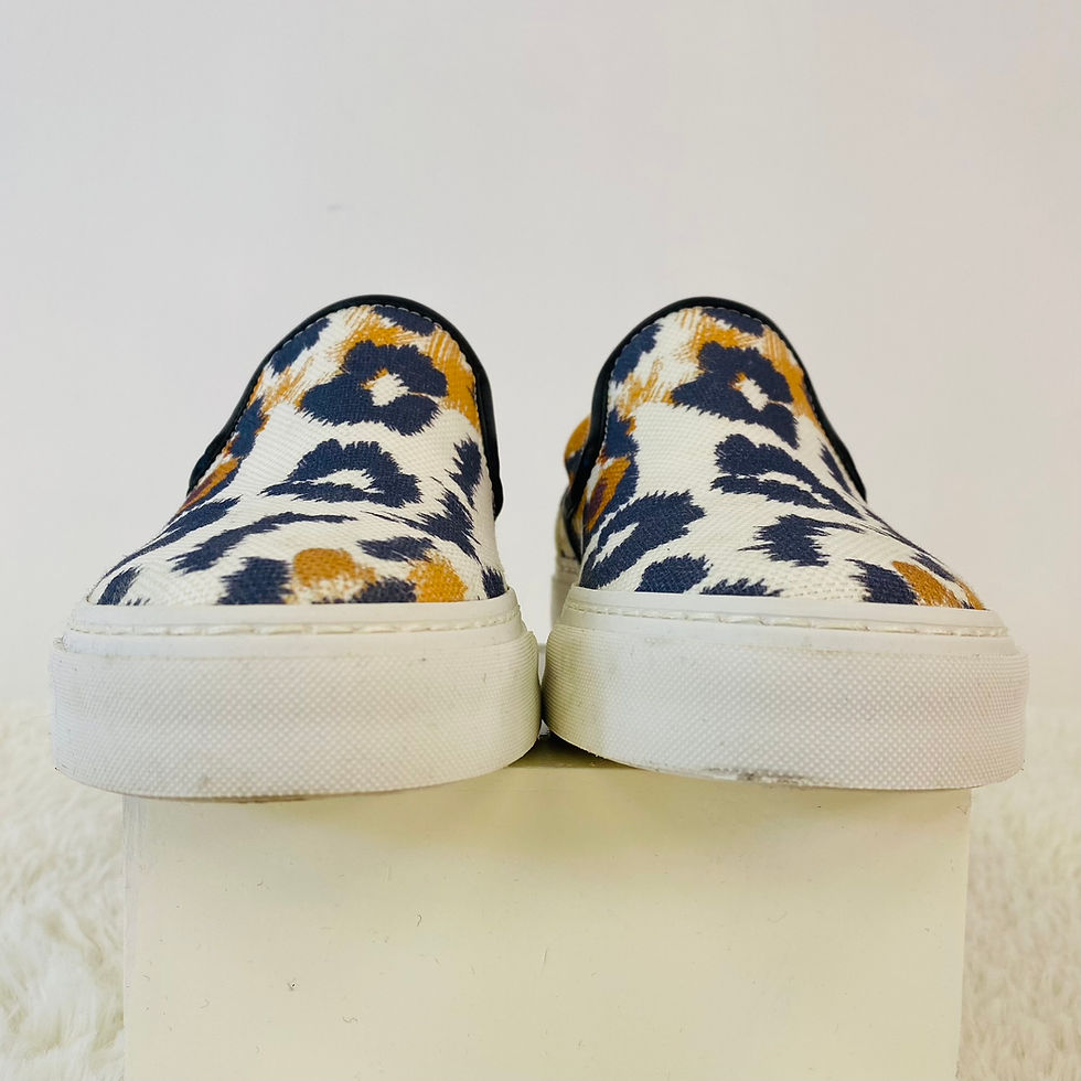 Thumbnail: Chloe Comic Leopard Print Slip-On Sneakers