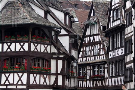 Black-White-Half-Timbered-Houses-1260577
