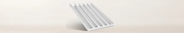 Channelled baguette tray