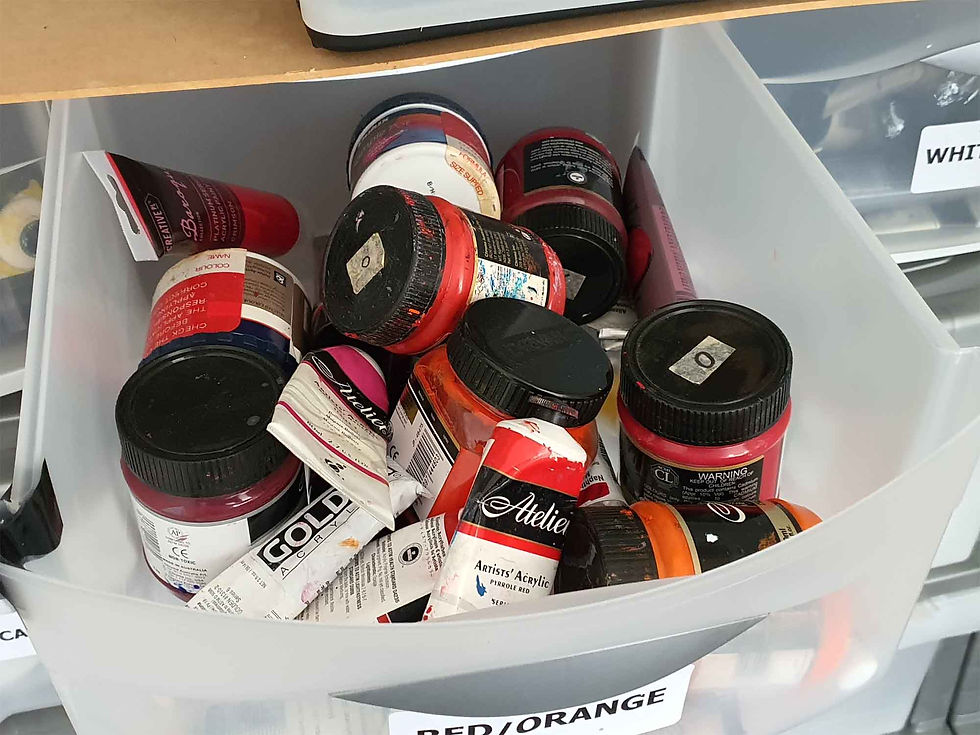 Tube Paints-2-2000px-2Quality