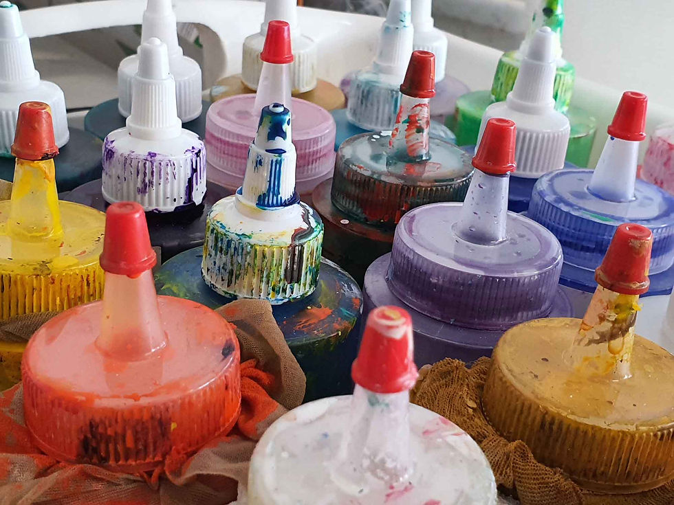 Small Paint Bottles-1-2000px-2Quality