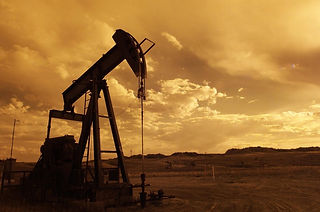 Oil Prices Fall as Concerns of U.S. Recession Outweigh Optimism of China's Lifting of COVID-19 Curbs