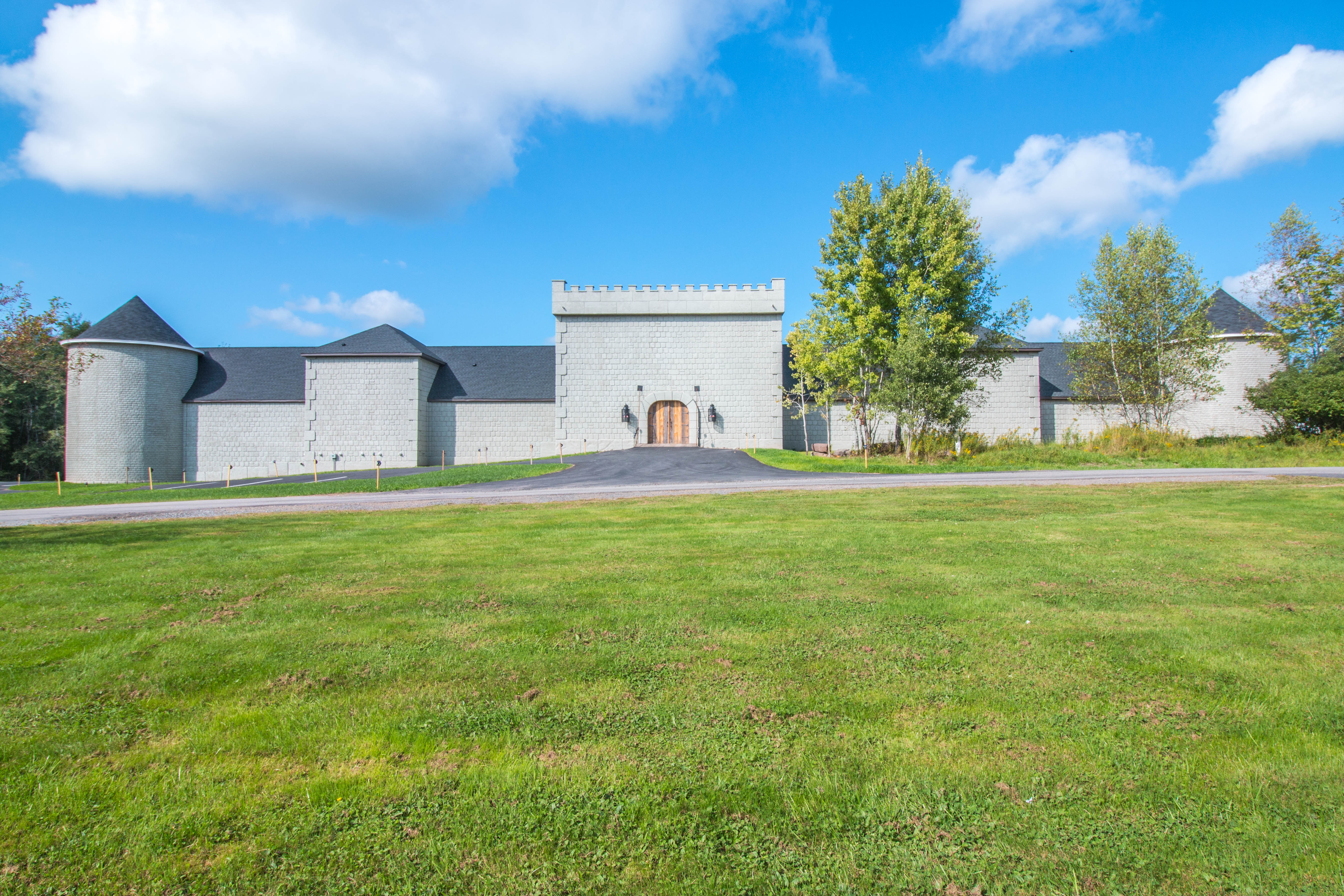 Hilltop Castle — private castle rental Beach Lake PA, Pocono Mountains