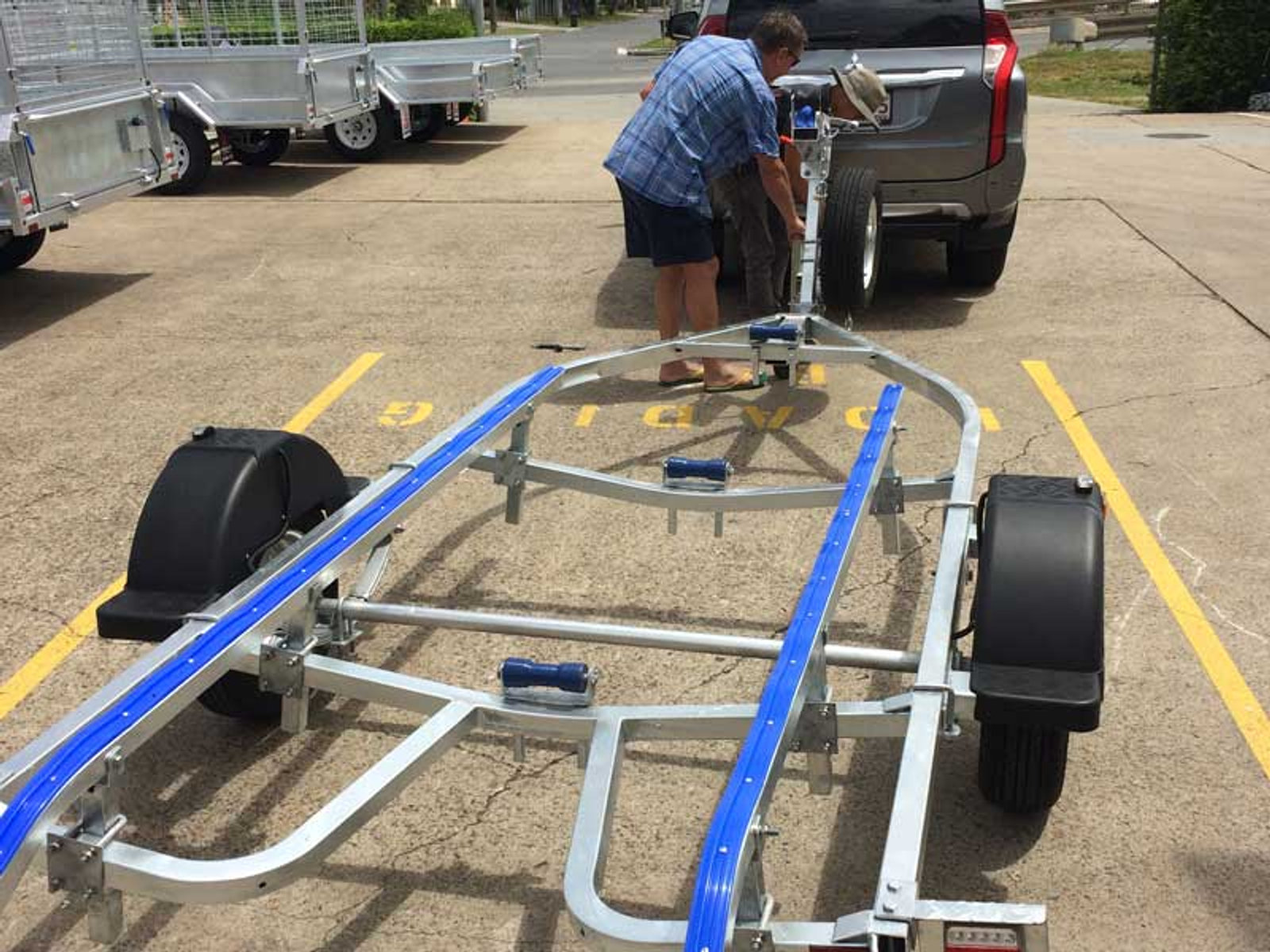 4900 Boat Trailer (Wobble Rollers or Skid Type) Stonegate