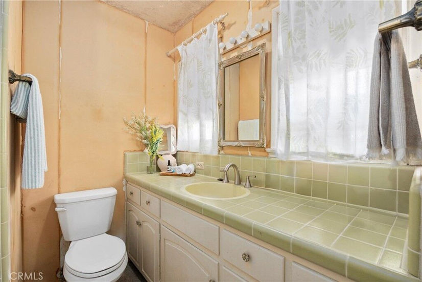 Mission Revival House - Staging project