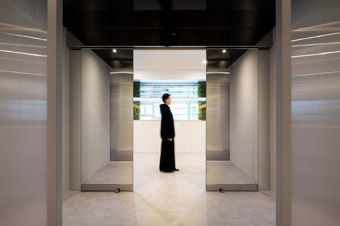 7 view from Entrance corridor to Hall.jpg