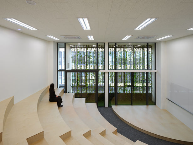 Amazing Victoria_Low-013.jpg