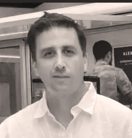 FOTO JUANI.jpg
