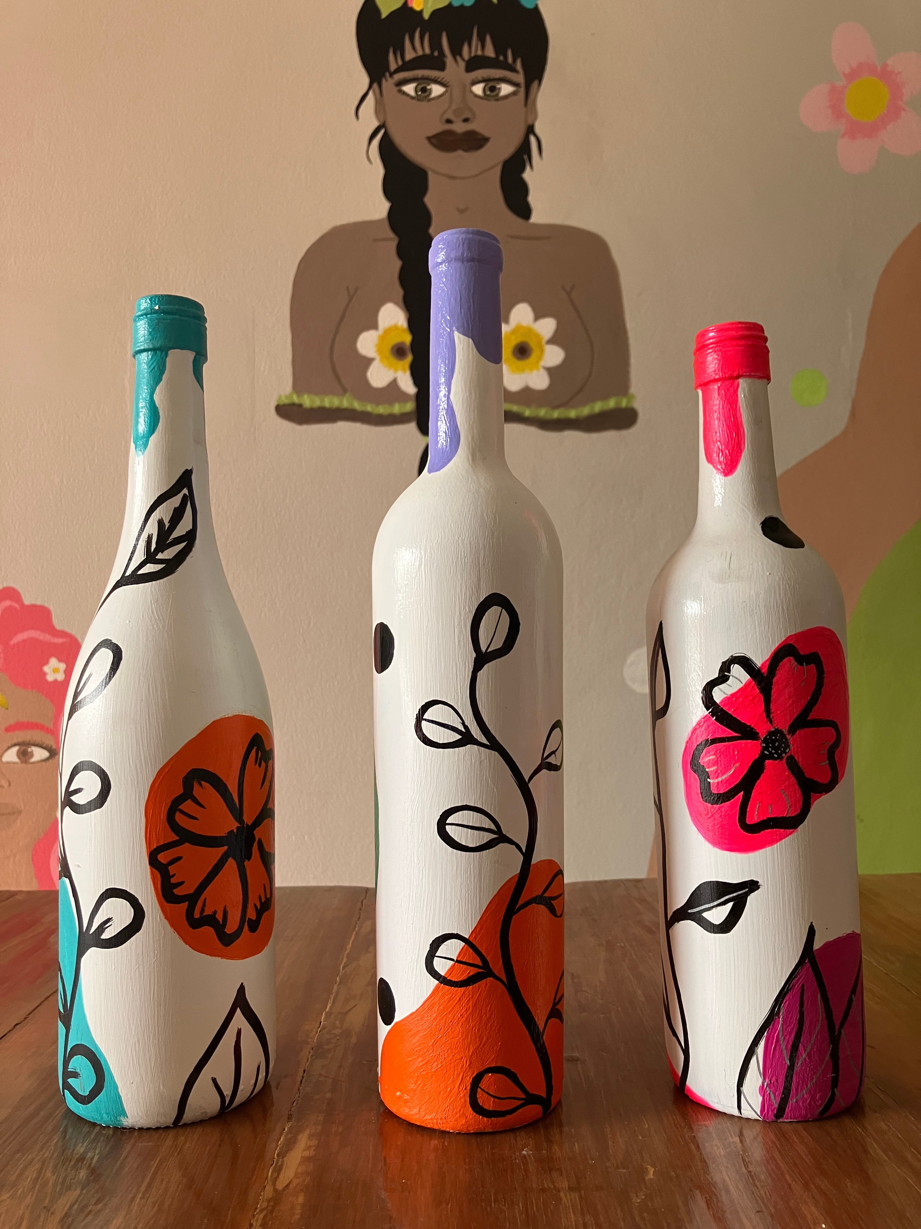 Botellas de vidrio decoradas
