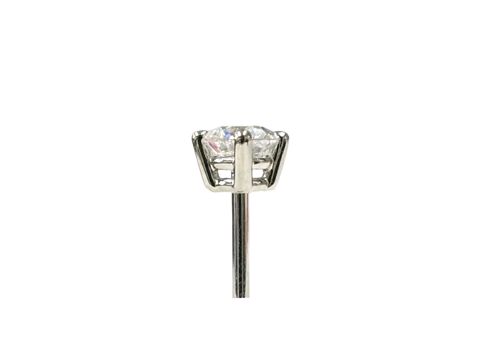 ダイヤモンドピアス0.4ct