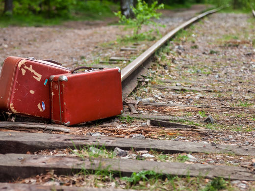 ELIGE SI REPITES O NO TU PASADO