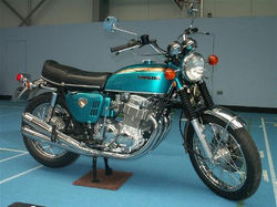 Honda CB750 Blue/Green Sandcast