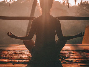 Méditation et Éveil Spirituel : 5 Pratiques Essentielles pour 2026