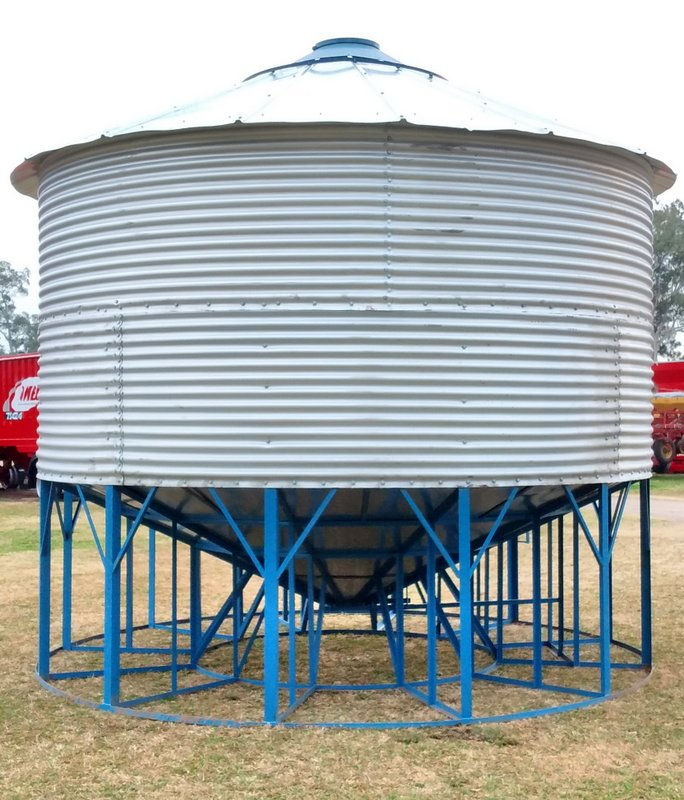 Miniatura: Silos para acopio de granos 30 tn