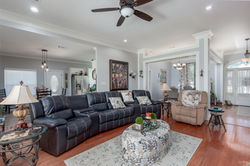 16325OleHomesteadLnLivingB