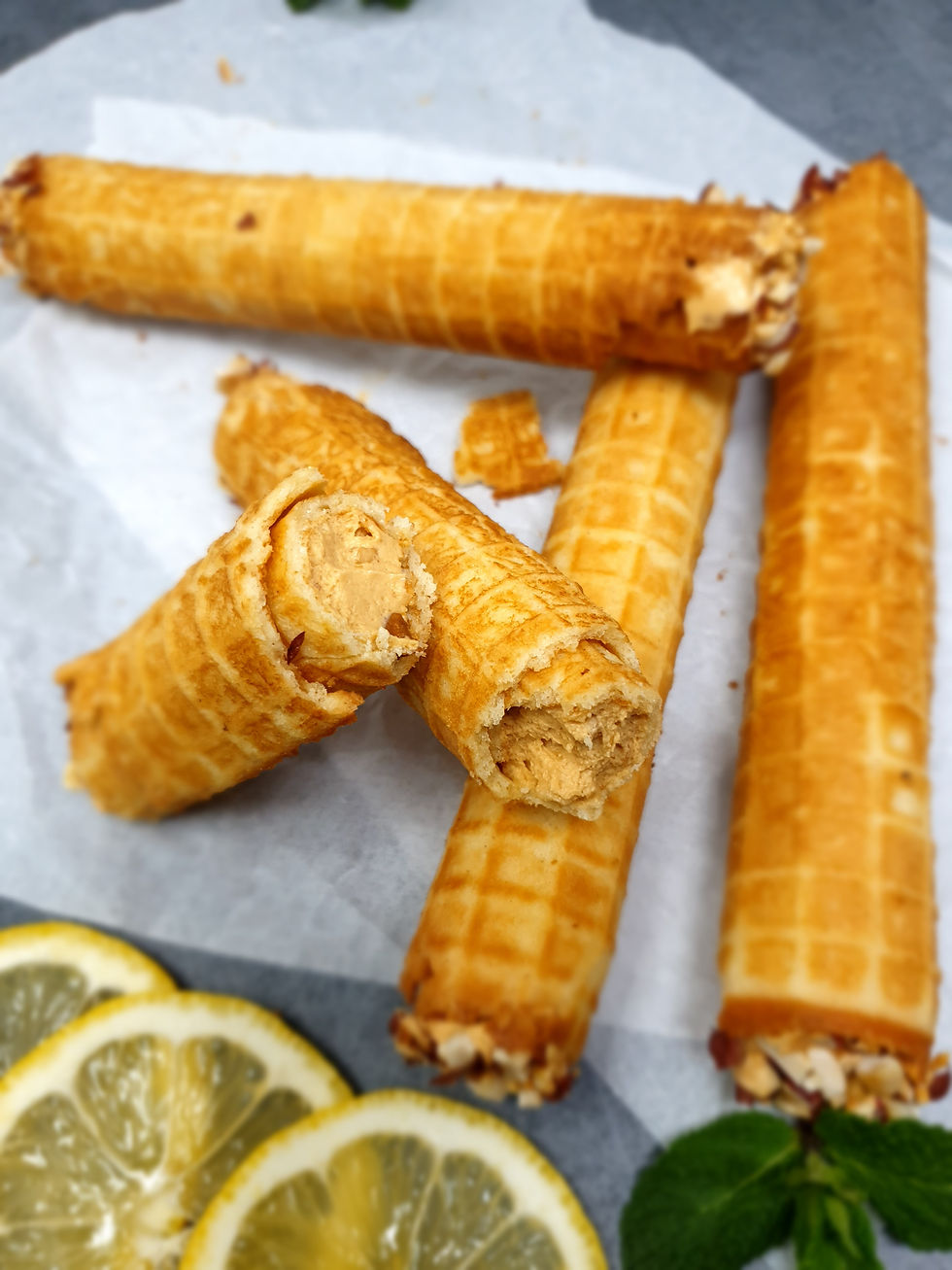 Thumbnail: Wafer rolls