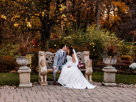 Monte Bello Estate Wedding in the fall. Chicagoland Wedding Photographer. Lemont IL Wedding Photographer