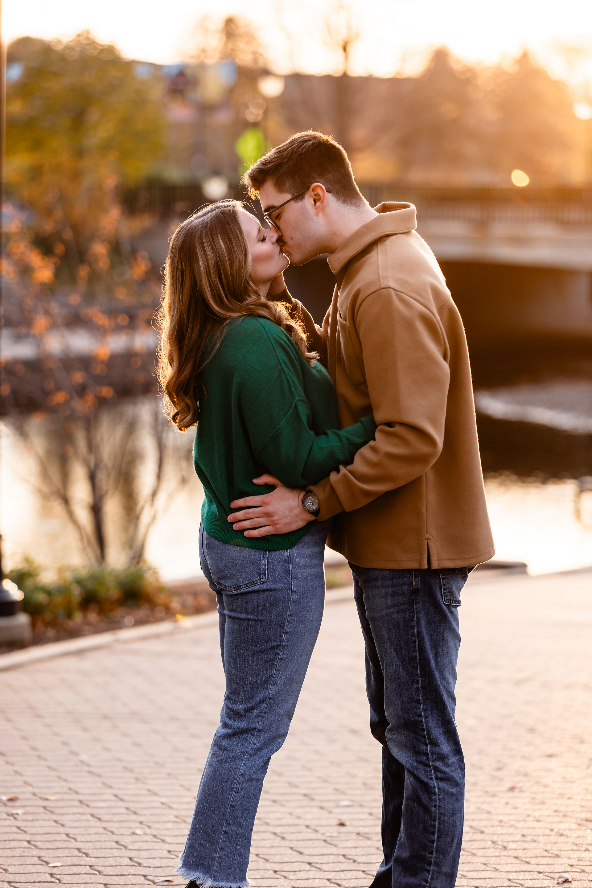 Coffeeshop Engagement Session, Sparrow Coffee, Chicago Wedding Photgrapher, Illinois Wedding Photographer, Chicago Engagement Photographer, Chicago engagement session, Naperville Engagement Session