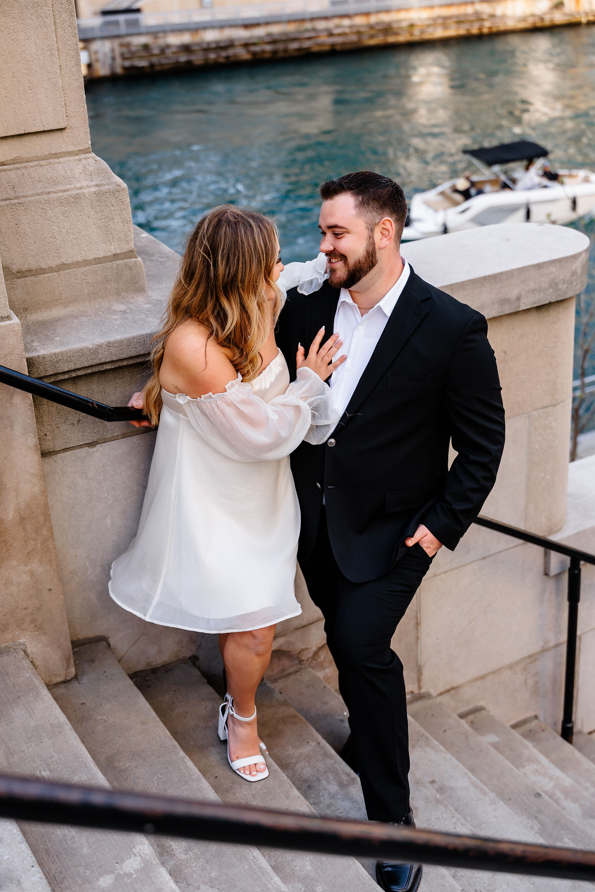 Chicago Riverwalk Engagement Session. Chicago Engagement Photographer. Chicago Wedding Photographer. Geneva Wedding Photographer.