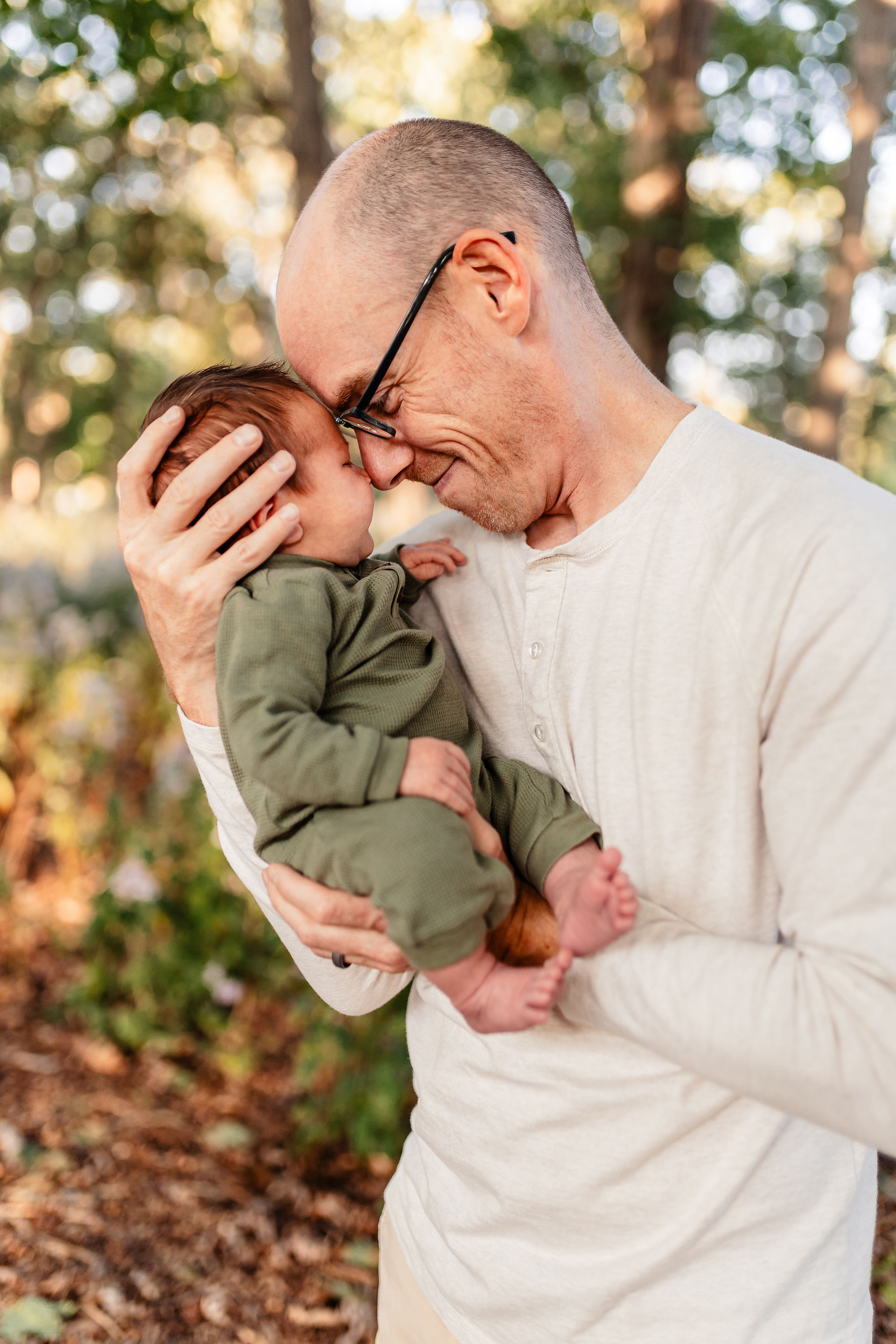 Family with Newborn, glen ellyn family photographer, wheaton wedding photographer