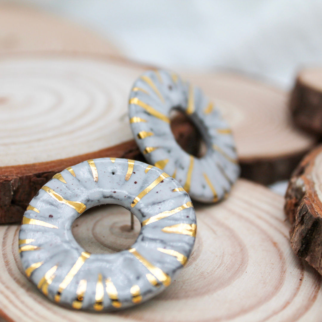 Ivory Circle Elegance Keramik Ohrringe