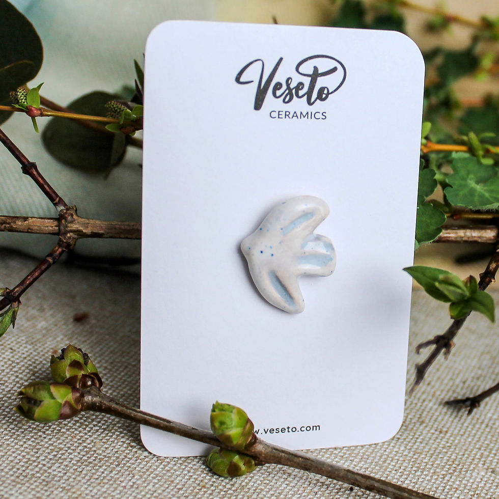Thumbnail: Ceramic Pin Brooch - Johanna the Messenger of Hope