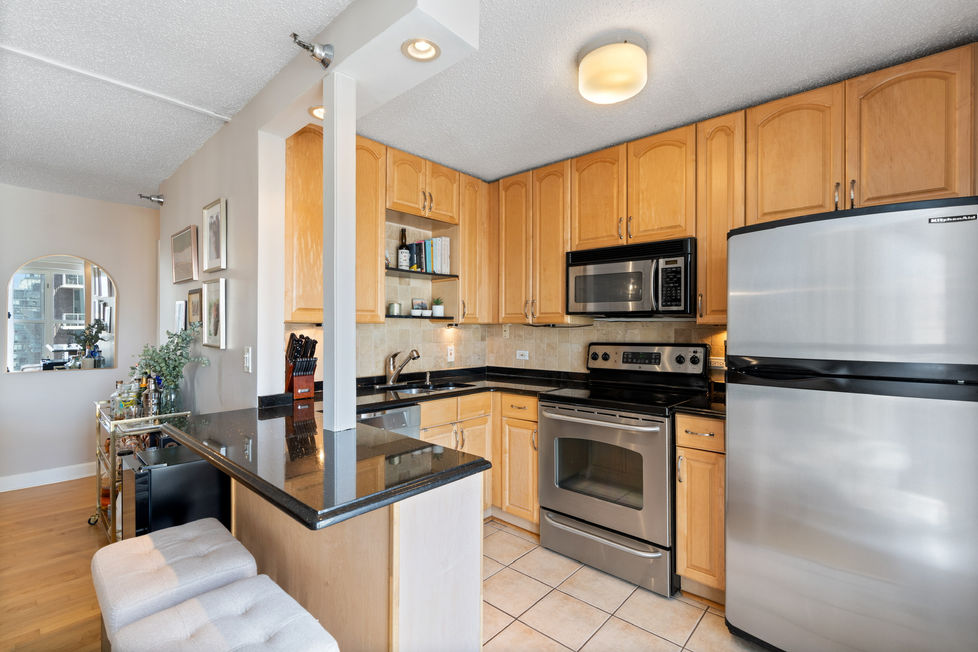
1212 N La Salle Dr Unit 1206 Chicago, IL 60610, Photo 5 of 22