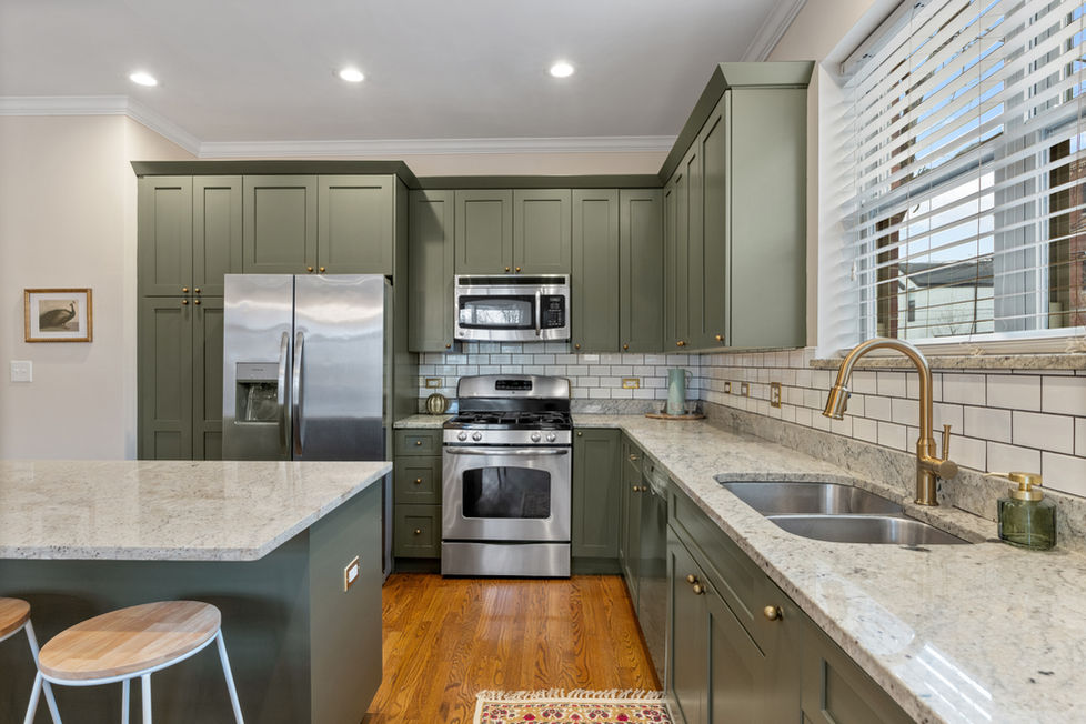3241 W Palmer St Chicago, IL 60647, Photo 9 of 29