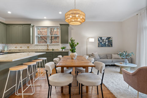 3241 W Palmer St APT 1W Chicago, IL 60647