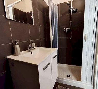 bagno-monolocale-bordighera-alta