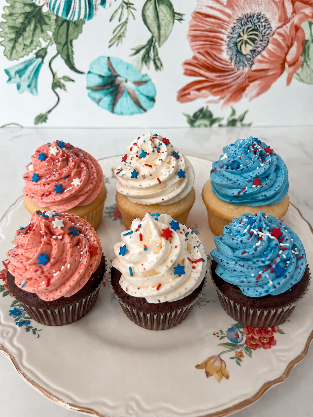 Red, White, and Blue Neapolitan Cupcakes