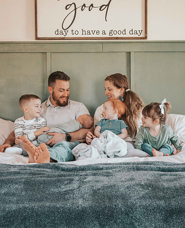AlonsoFamily-Lower Res.jpg