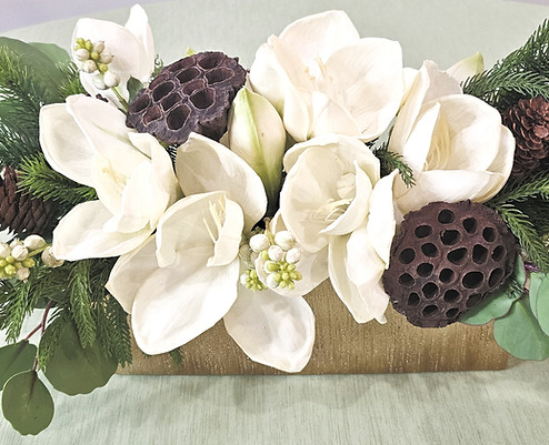 Centerpiece Rooted_edited.jpg