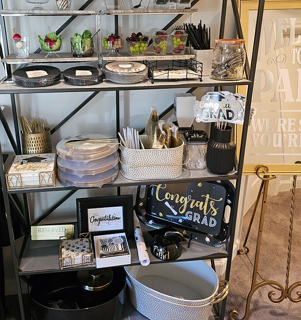 0 Grad Shelf_edited.jpg