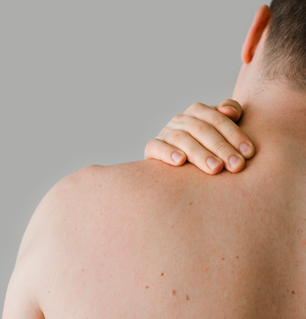 close-up-man-with-neck-pain.jpg