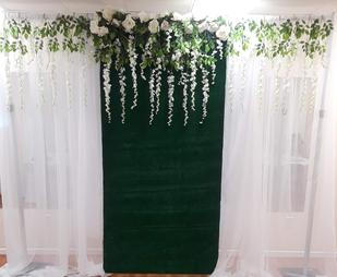 Green wall priced by design