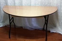 6ft half table