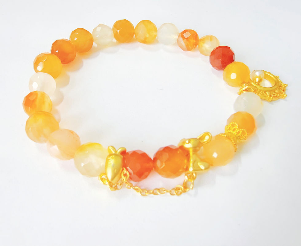Thumbnail: Fine Red Agate Bracelet