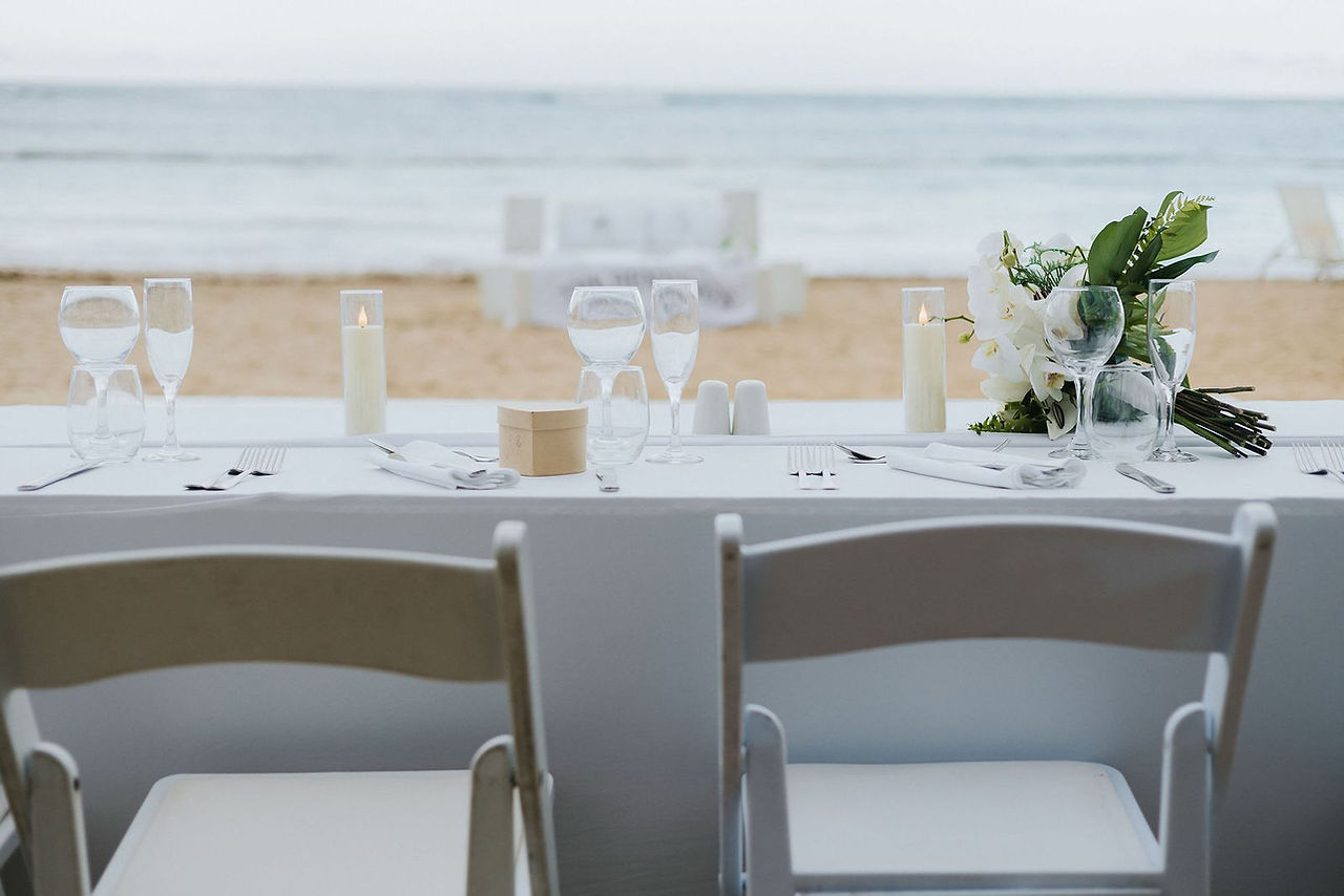 Head table at beach reception in Punta Cana.