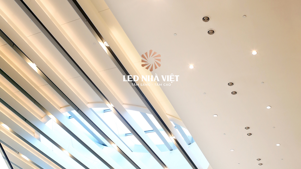 gia-den-led-am-tran-thach-cao