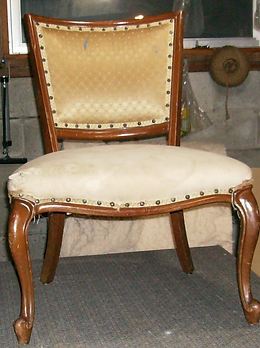 Navy-white chair (before).png