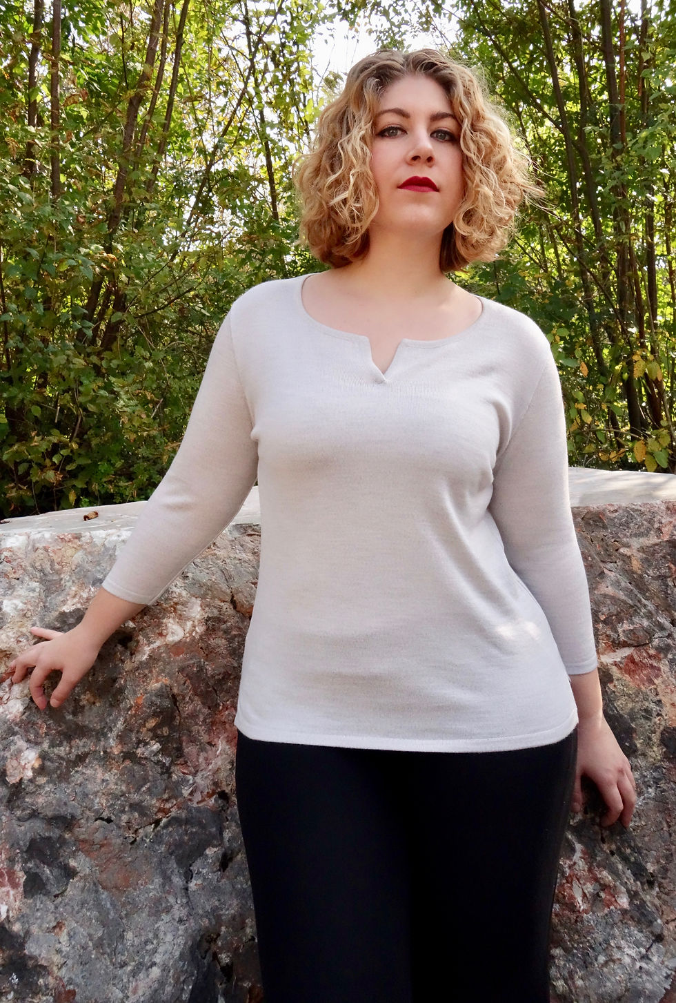 Mod.012L.SWEATER in 100% ECO LINEN,NATURAL COLOR.